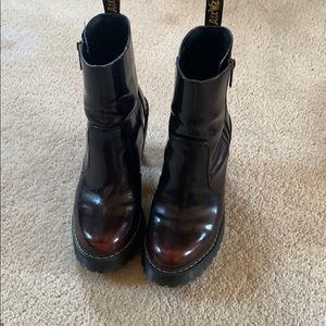 Doc Martens Magdalena platform boots